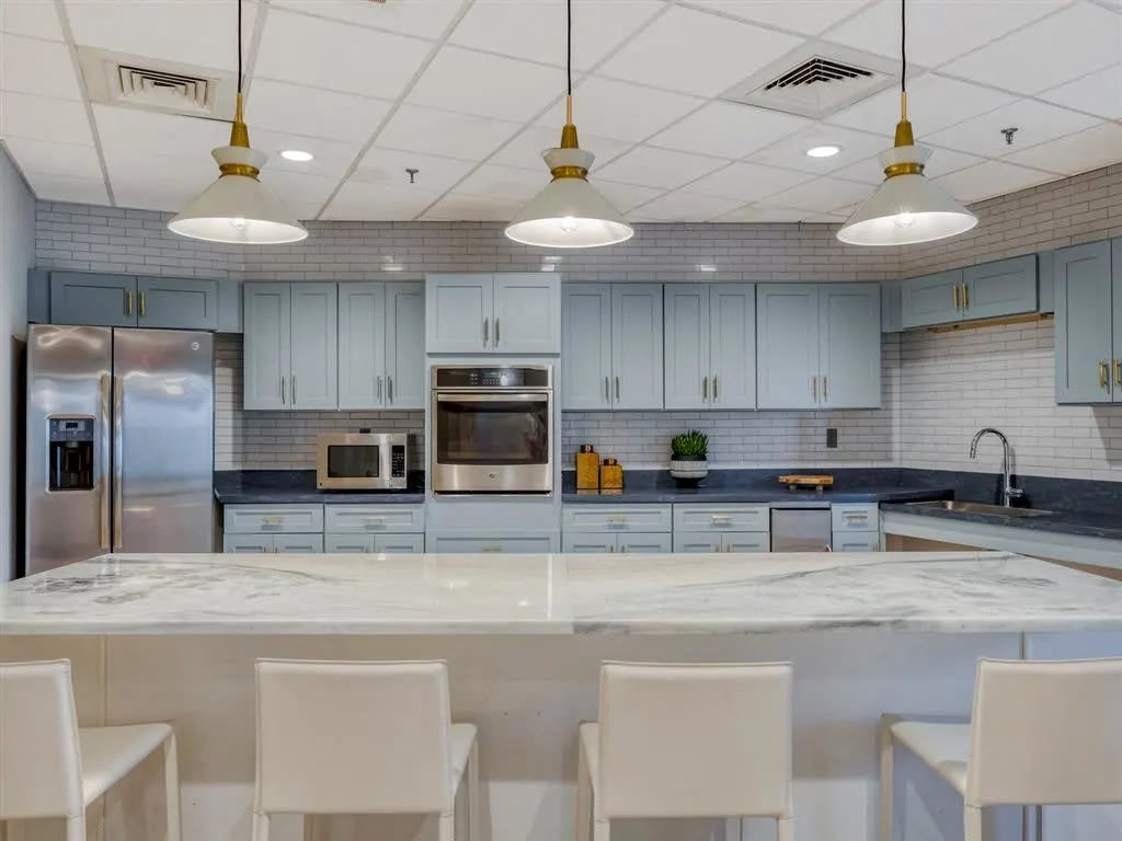 Flats at Shady Grove