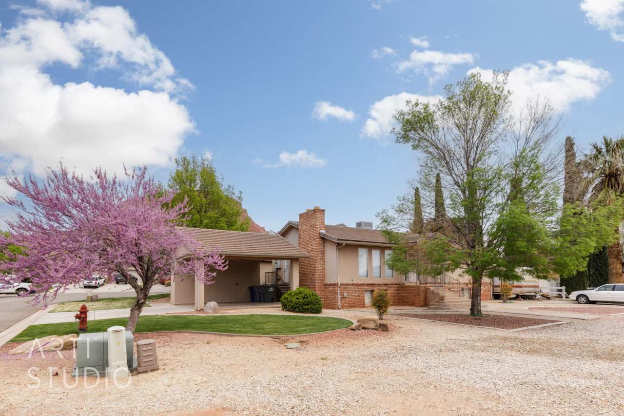 Cute 3-Bedroom, 2-Bathroom Home in Ivins