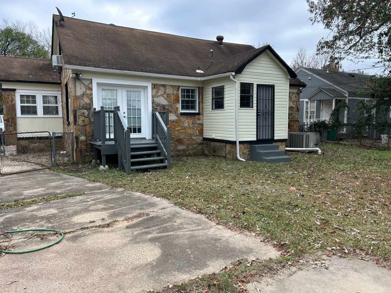 4 bedroom and 1.5 bathroom