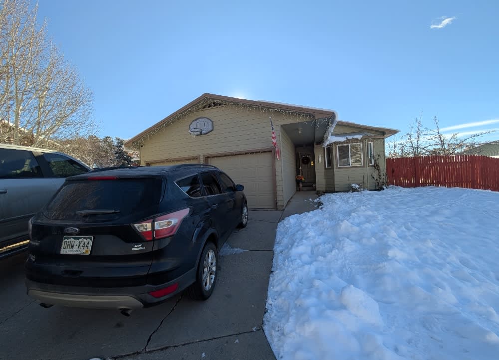 810 East Saguaro Street