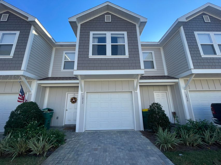 1832 Stable Lane - 1