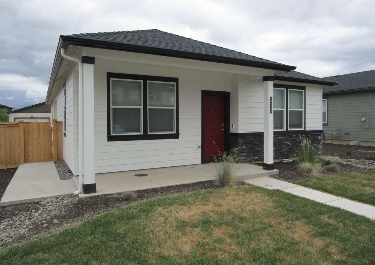 New Construction Smart Home - Available Now!