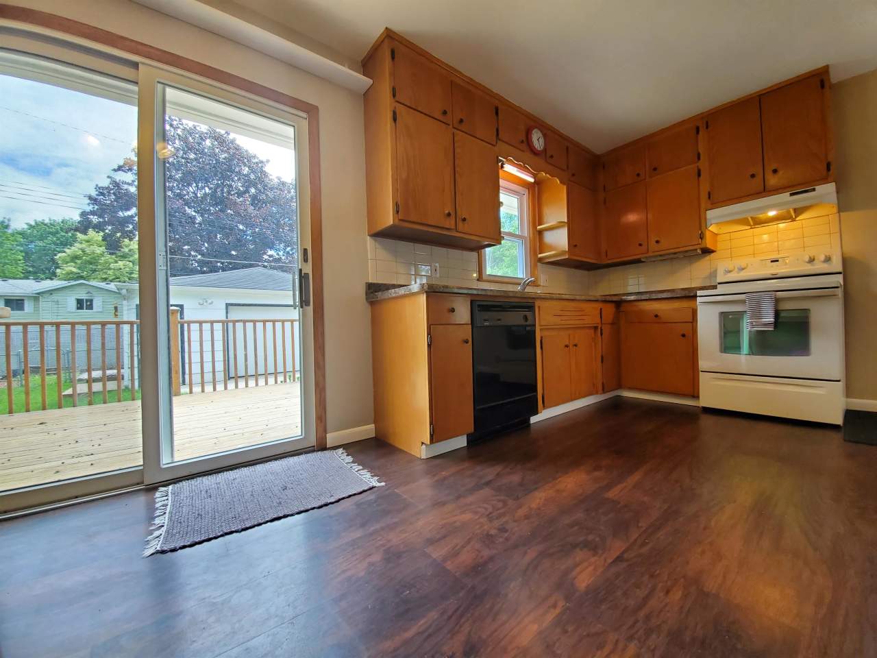 2418 24th Avenue Northwest