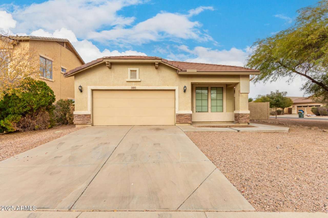 1684 E Silver Reef Drive