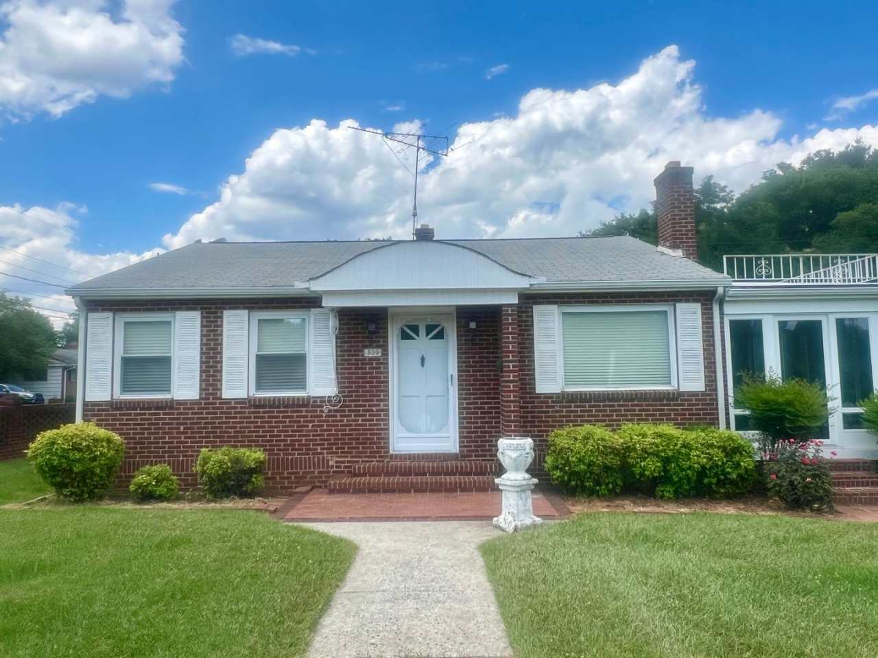 Two bedroom, 1 bath house in Graham