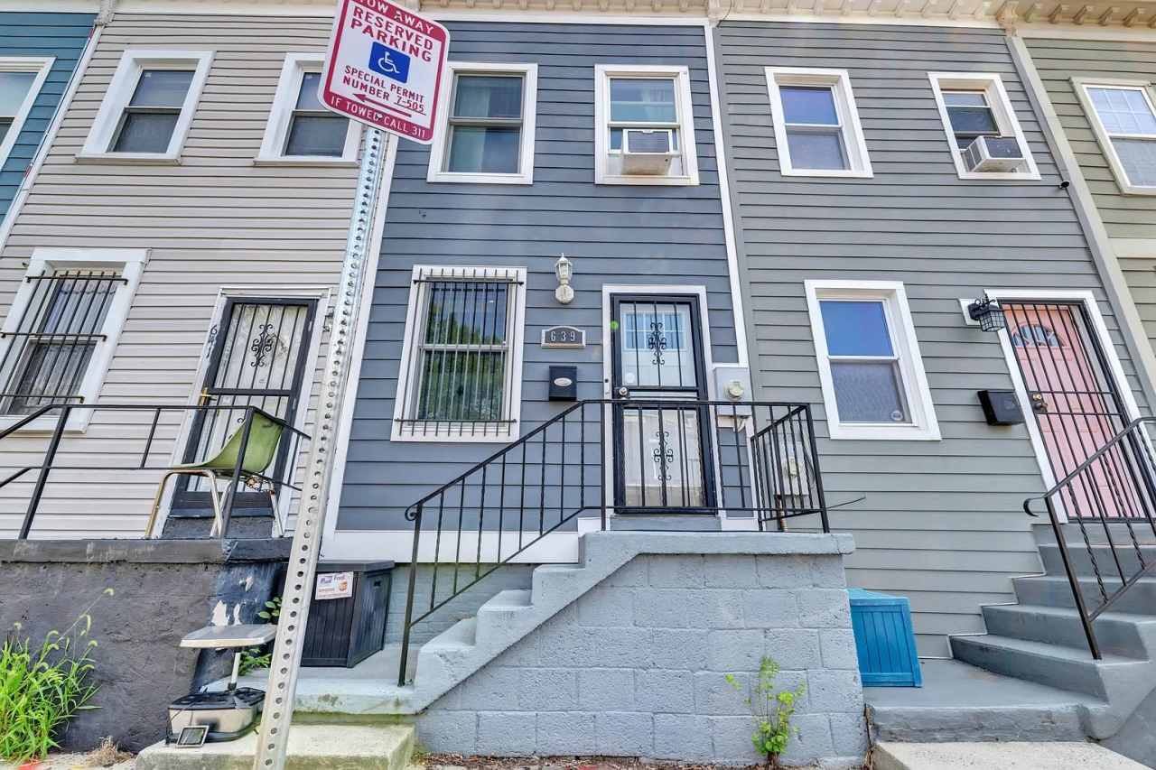639 20th Street Northeast