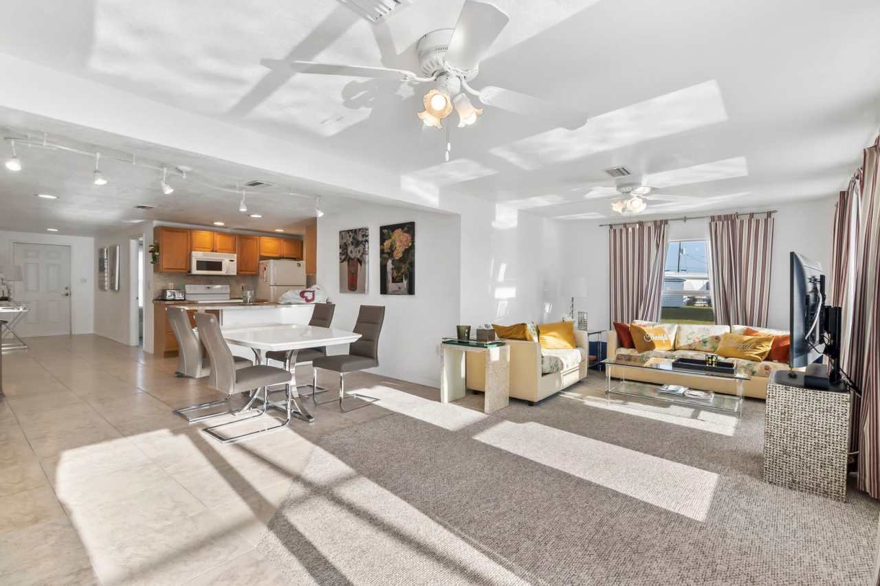 FURNISHED SHORT TERM RENTAL - 3 Bed / 2 Bath - Single Family Pool Home - $3,250/month