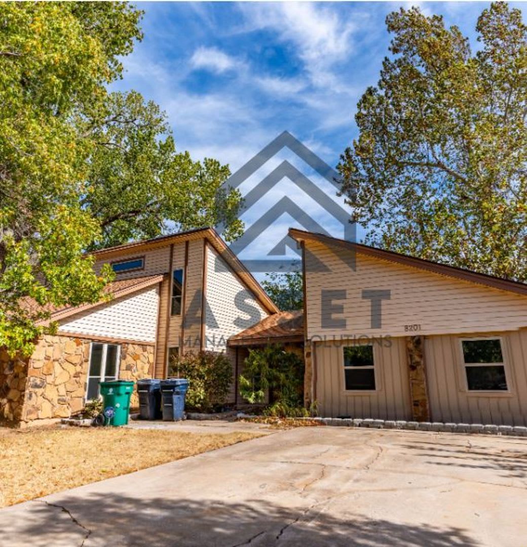 6 Bedroom Rent to Own Home Available!