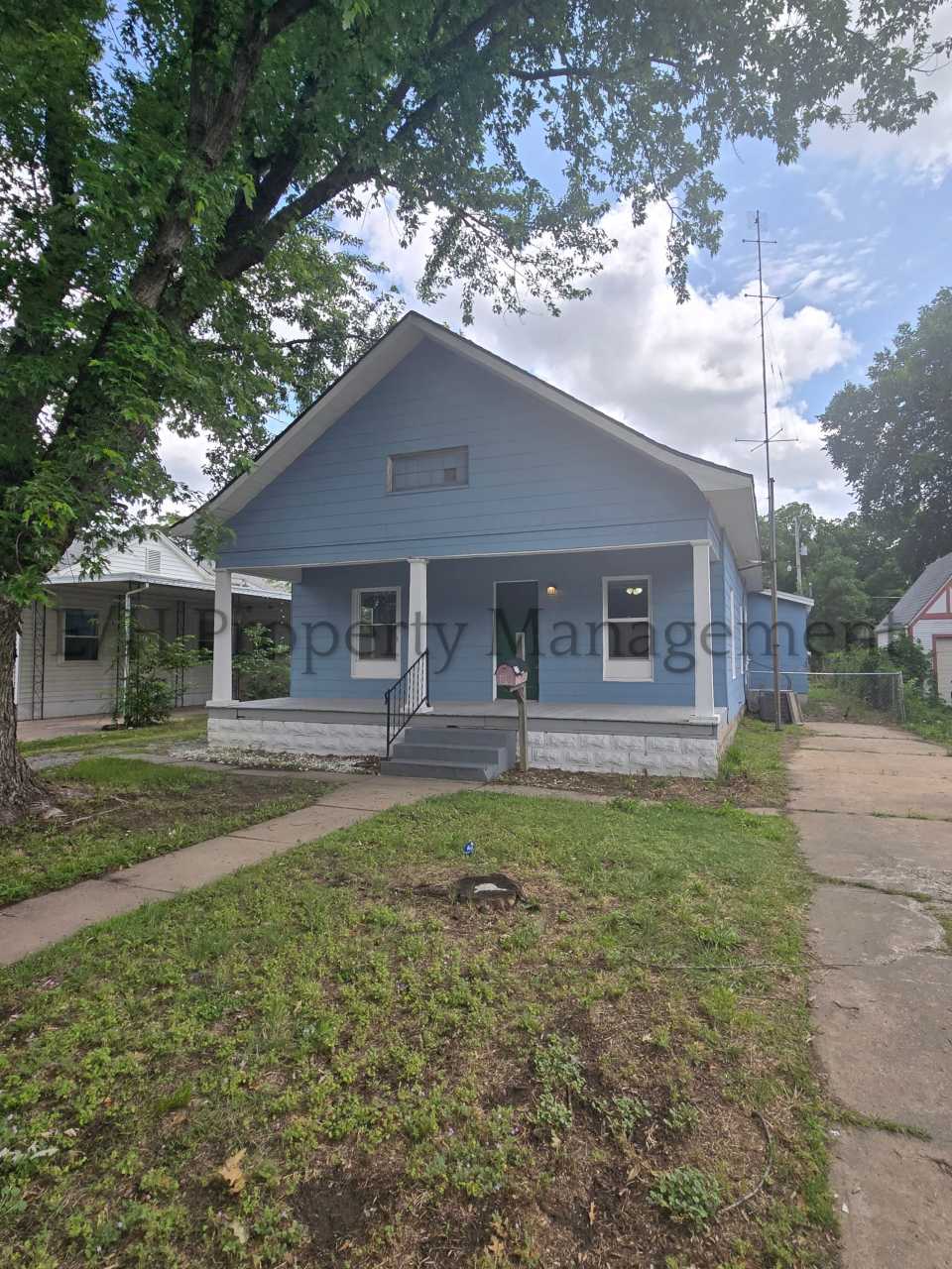 212 South Meridian Avenue