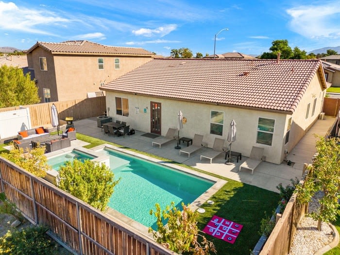 83454 Todos Santos Avenue