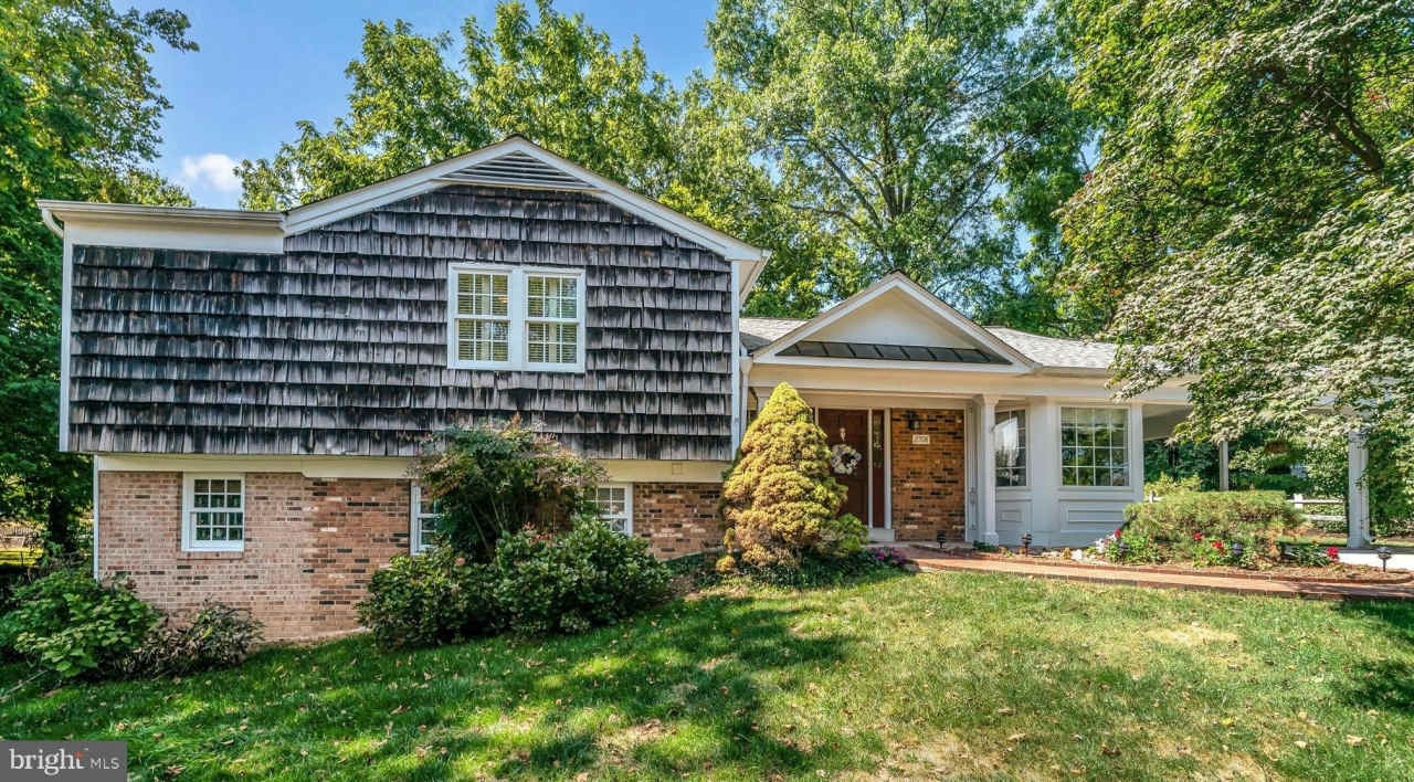 2708 N KENSINGTON Street