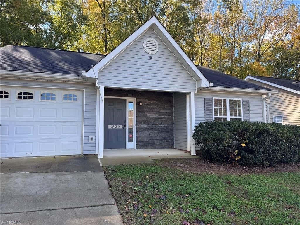 5520 Regents Village Drive