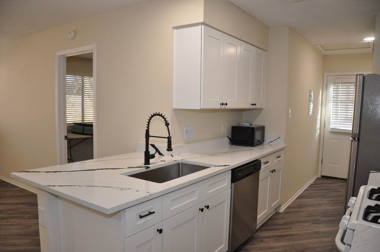 3 Bedroom 2 Bath Duplex in Heart of Leander