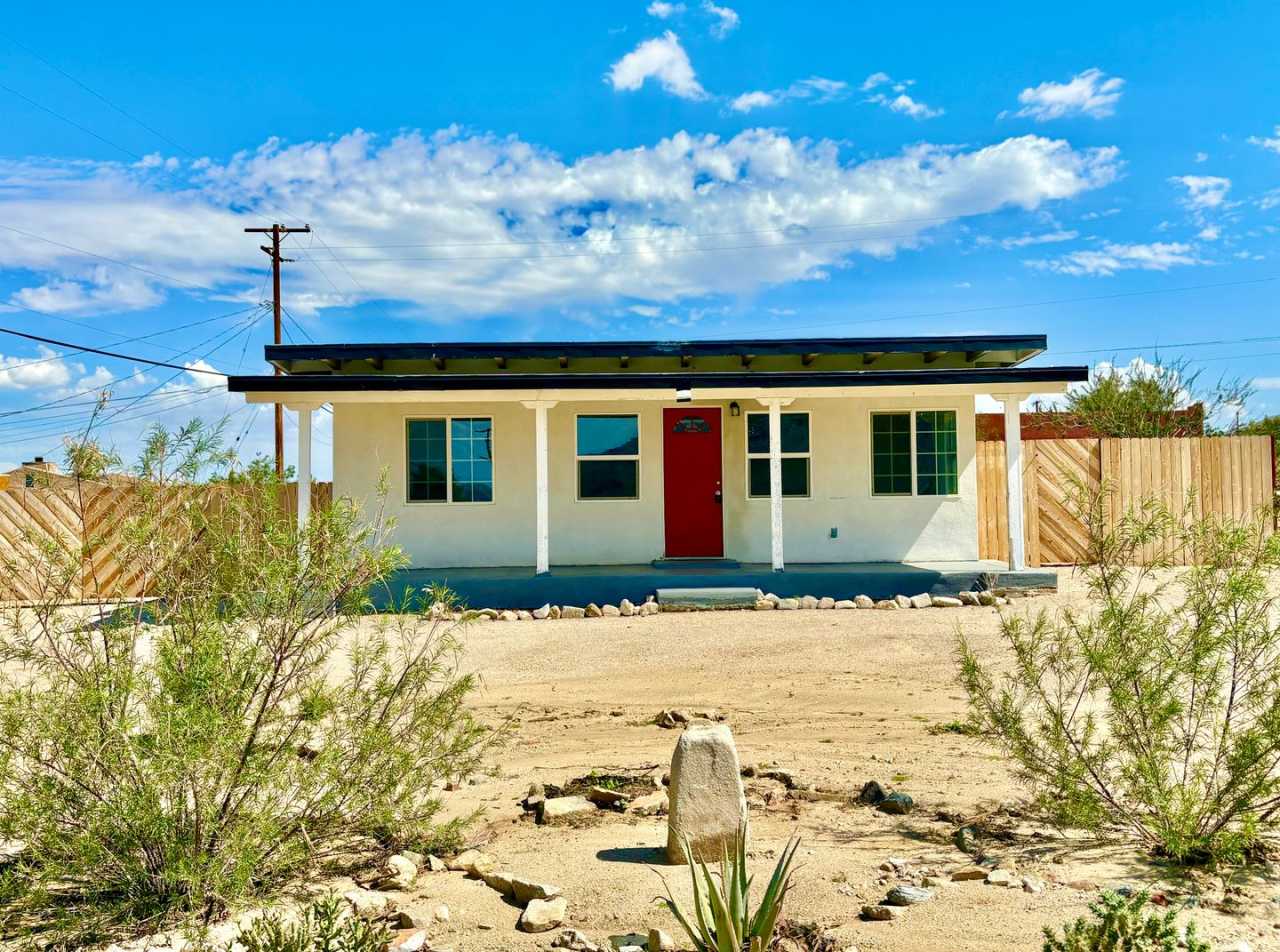 Charming 1 Bedroom 1 Bathroom Home