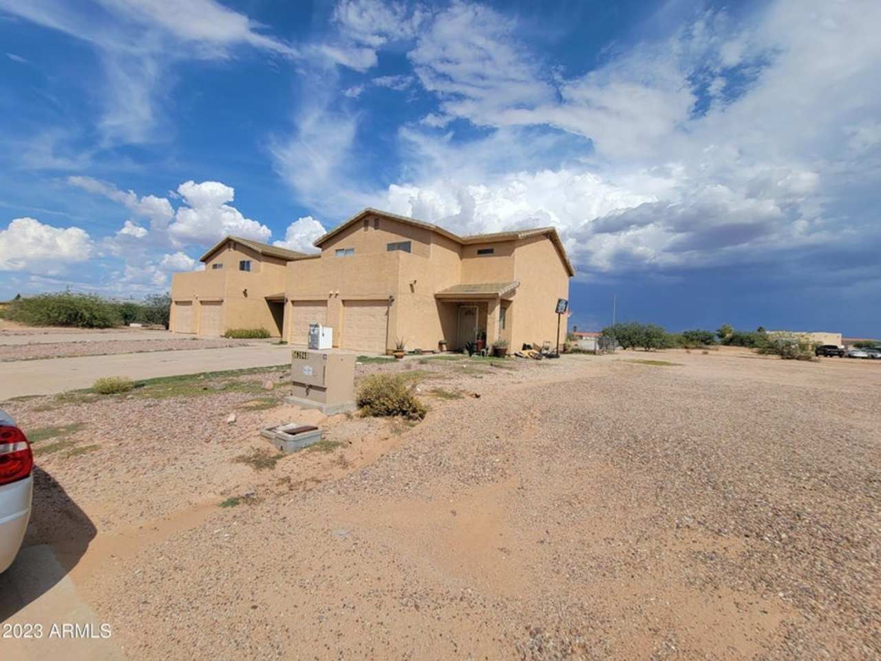 READY FOR MOVE IN 3 bedroom 2 MOVE IN SPECIAL FREE RENT OR EARLY ENTRY