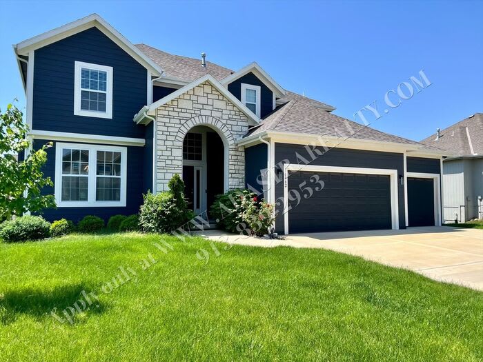 16462 South Parkwood Street