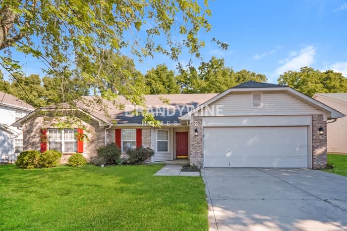 1009 East Killian Drive