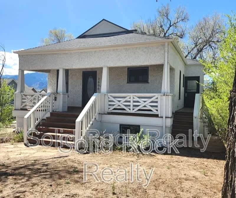 2606 North Cascade Avenue