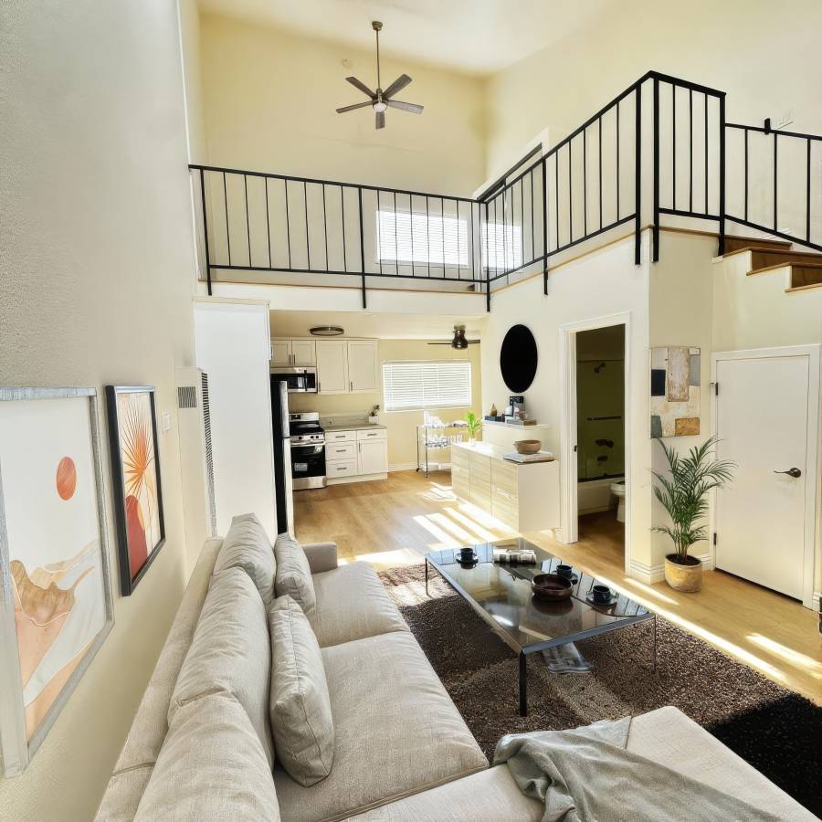 Las Casitas Apartments