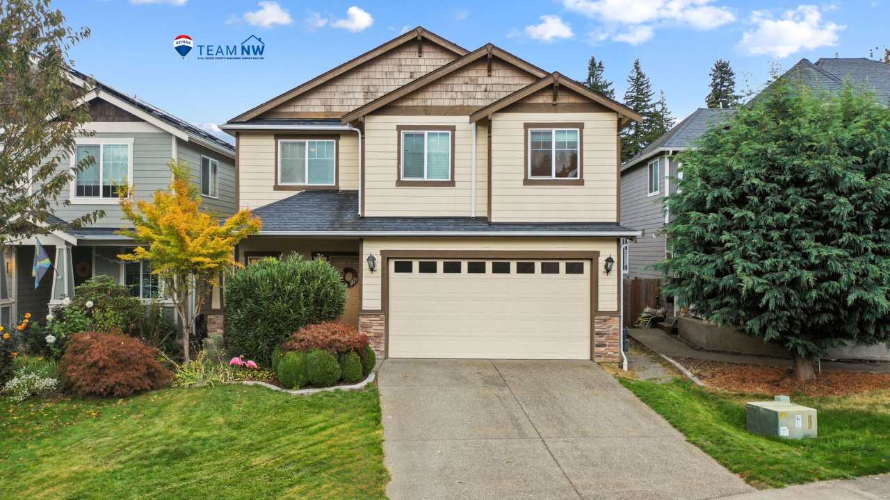 Well maintained 4 bedroom 2.5 bath home in Olympia School District.