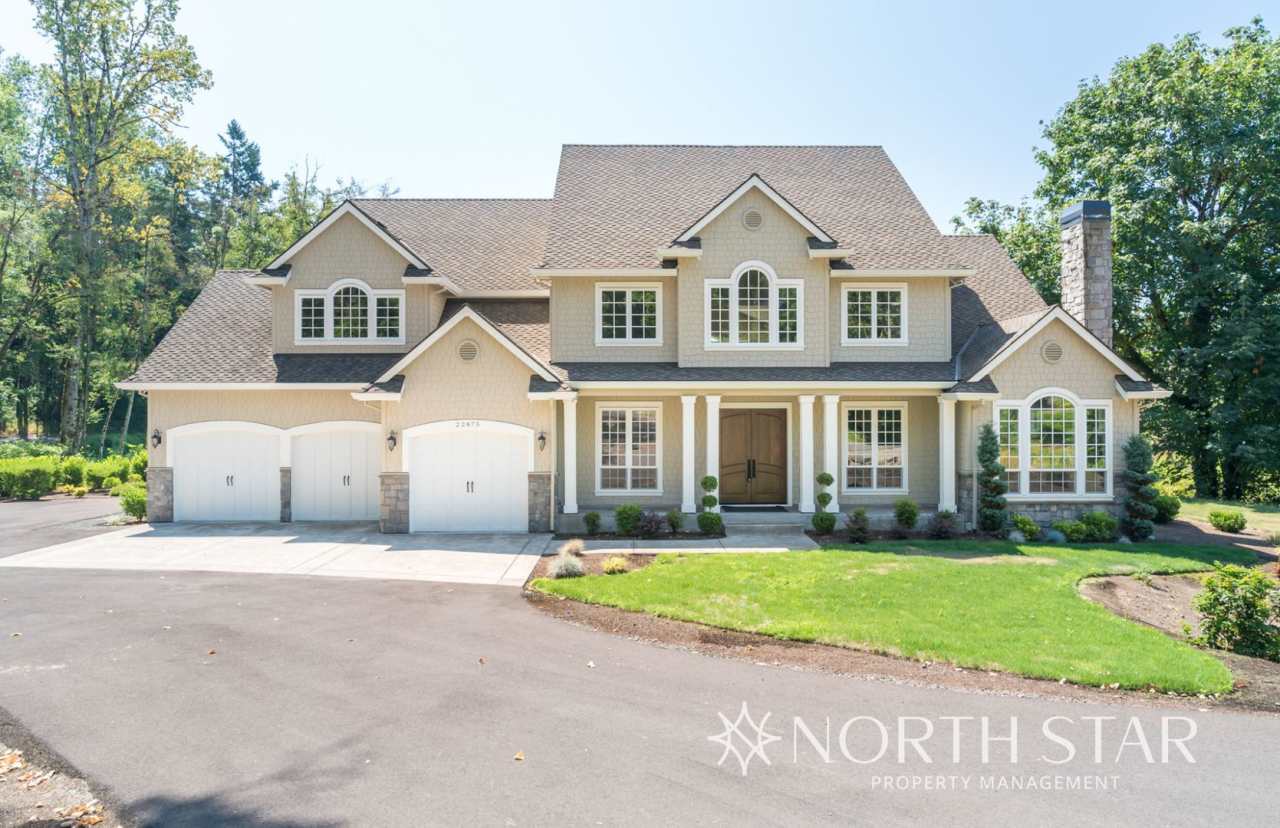 Executive Custom Home with River View on Acreage in West Linn