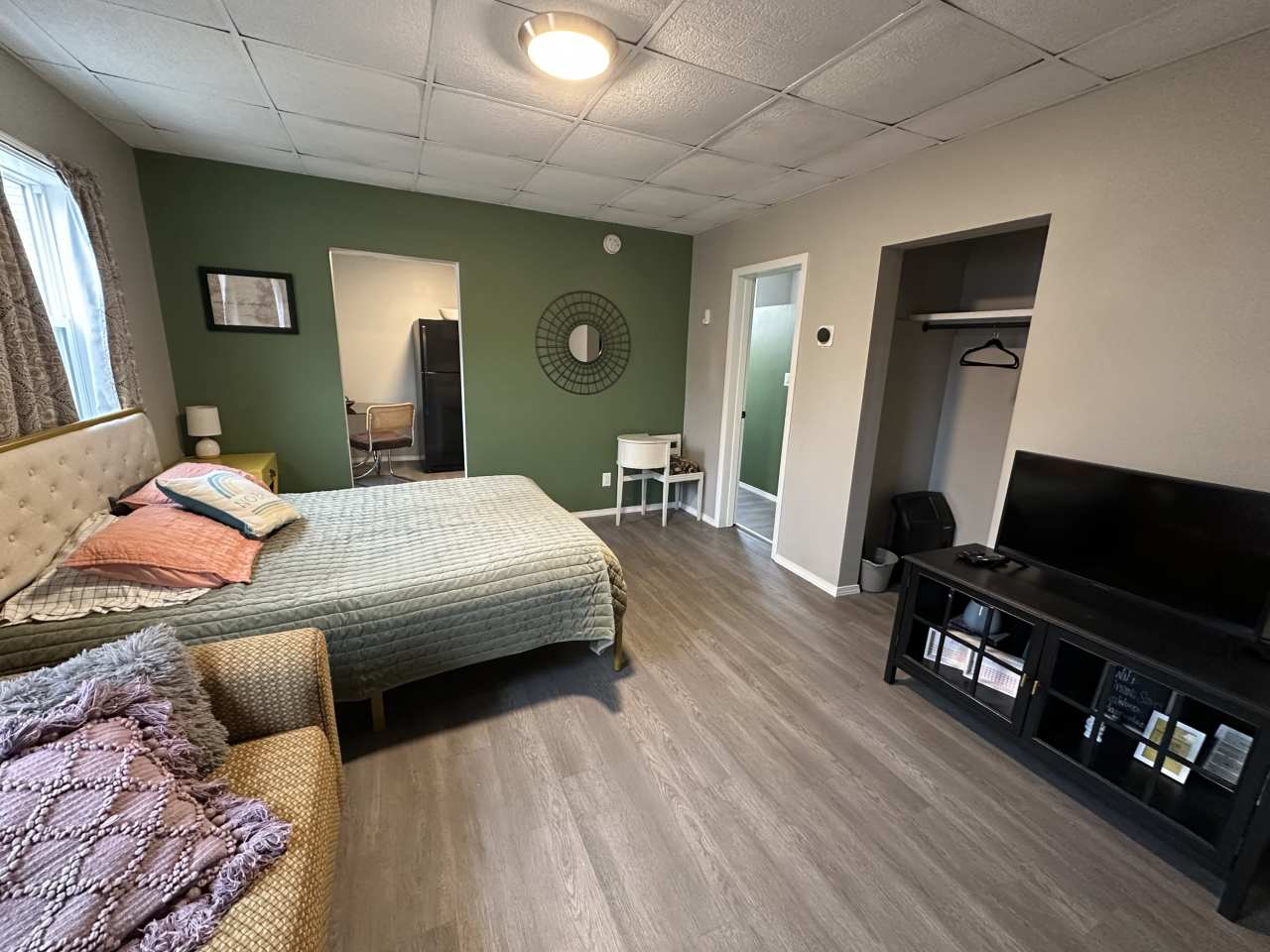 302 N Spring Ave - 2