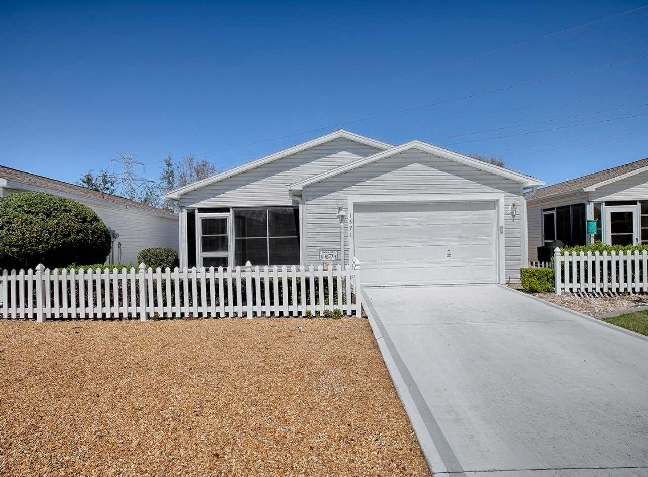 Charming 2BR/2BA Patio Villa in The Village of Alhambra