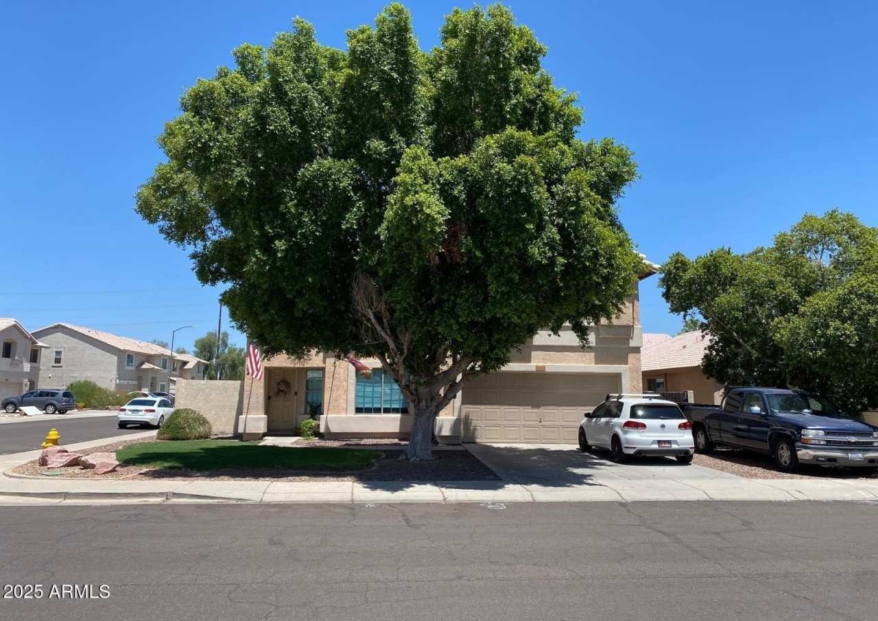 6874 W TOWNLEY Avenue