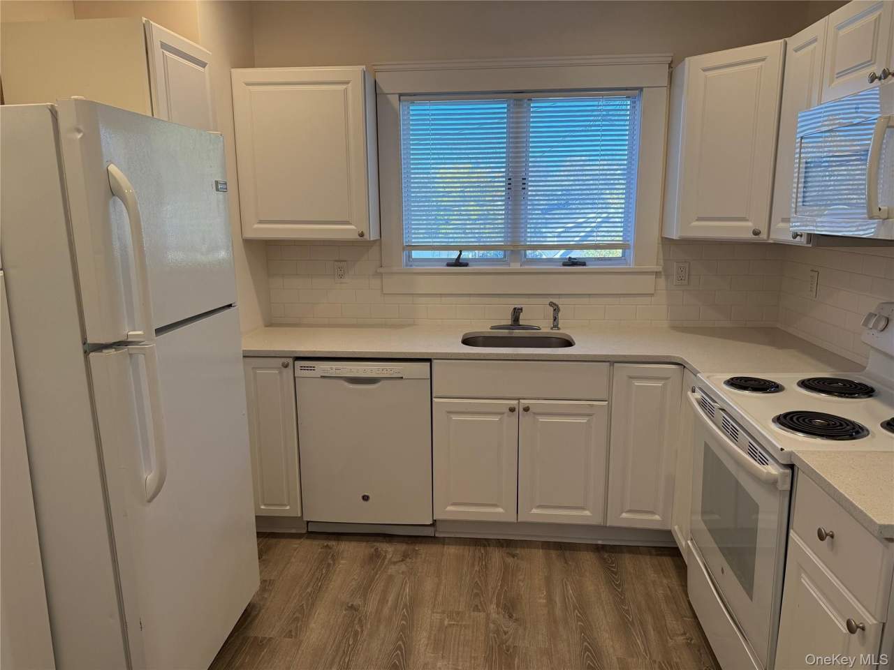 593 Main Street unit: A