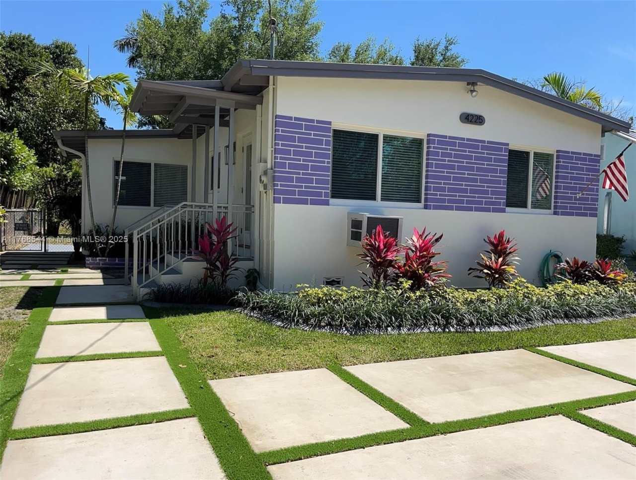 4225 SW 62nd Ave
