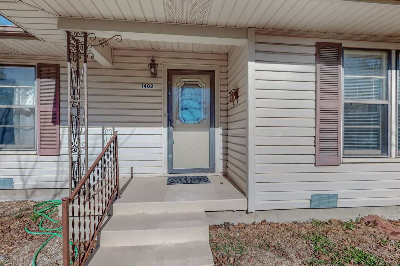 Charming 1965 3-Bedroom Home with Modern Touches