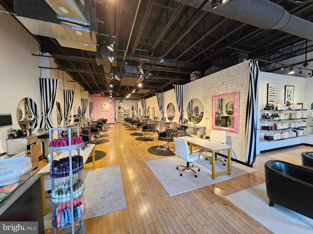 74 W BROAD Street unit: Suite 140