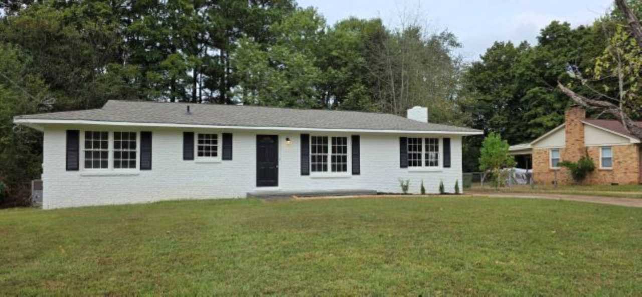 Large Family Home - Move In Ready!