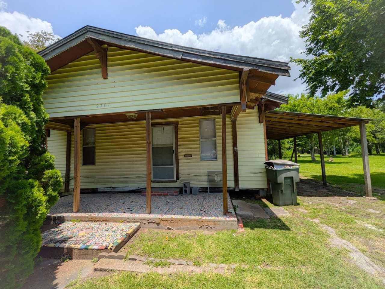 2701 Thomas Blvd., Port Arthur, TX 77640