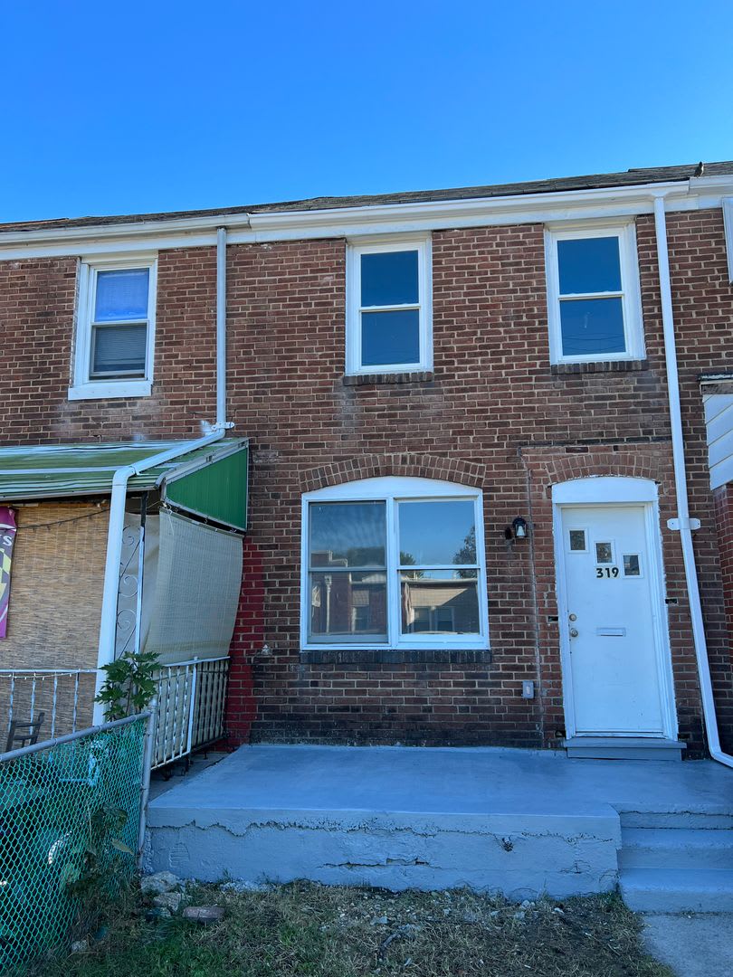 Charming 3-Bedroom, 2-Bath Home in Dundalk