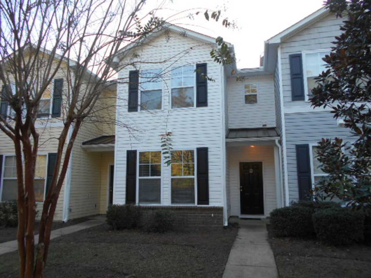 3 bedroom, 3 bath townhome in Kiskadee Parke