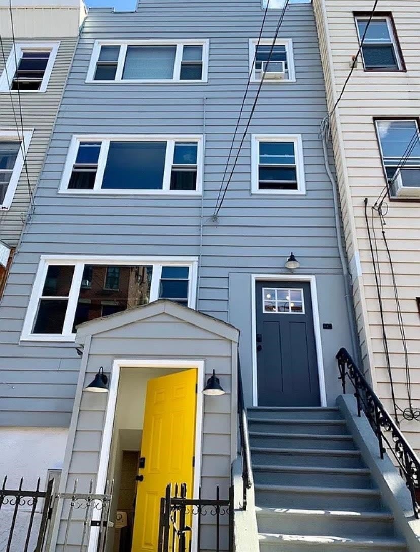 339 4TH ST