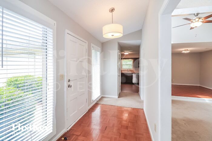 4925 Olaughlin Court Southwest