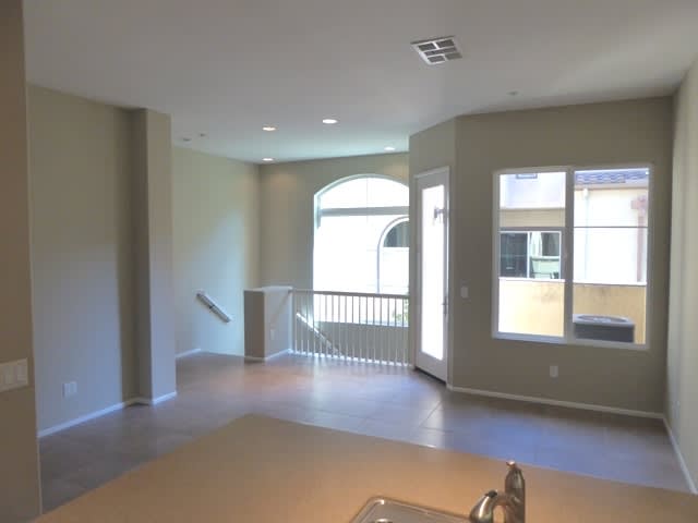 Beautiful 2 Bed 2.5 Bath Condo in San Marcos