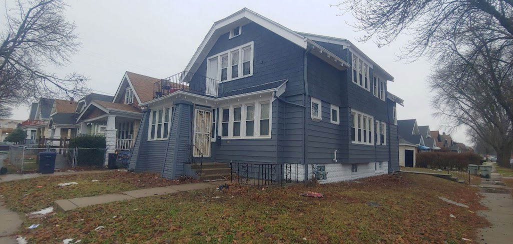 1902 West Nash Street