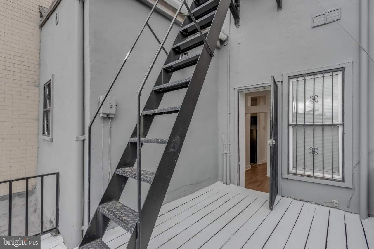 1113 N CALVERT Street unit: C