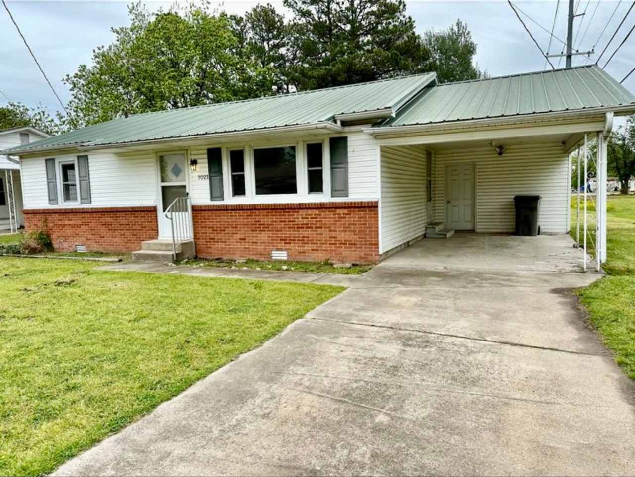 3 Bedroom/1 Bathroom Home in Paragould AR - $1325/month - Section 8 Welcome!