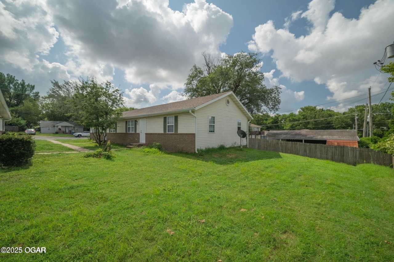 826 S Patterson Avenue