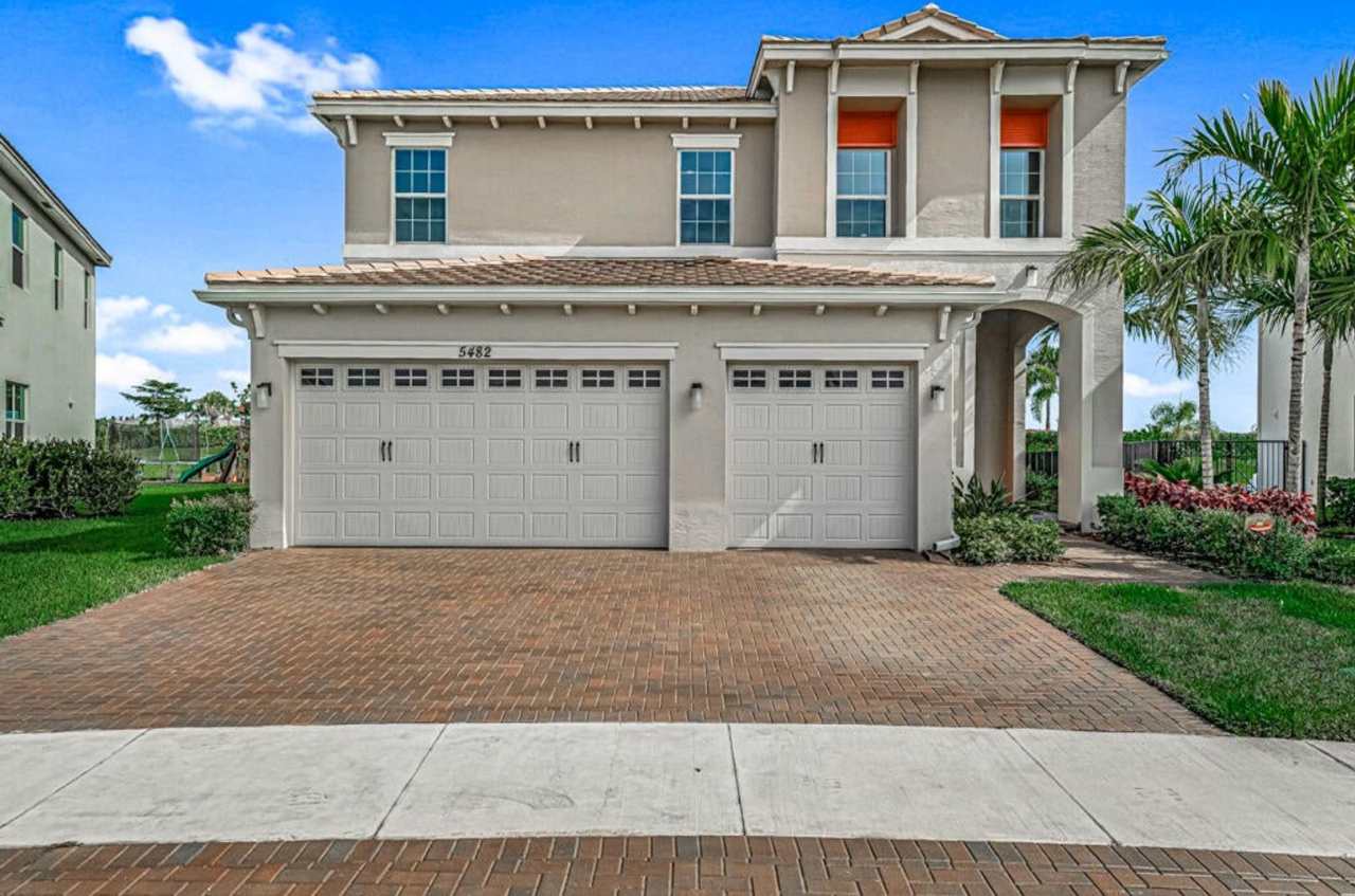 5482 MACOON WAY THE ACREAGE, FL 33470