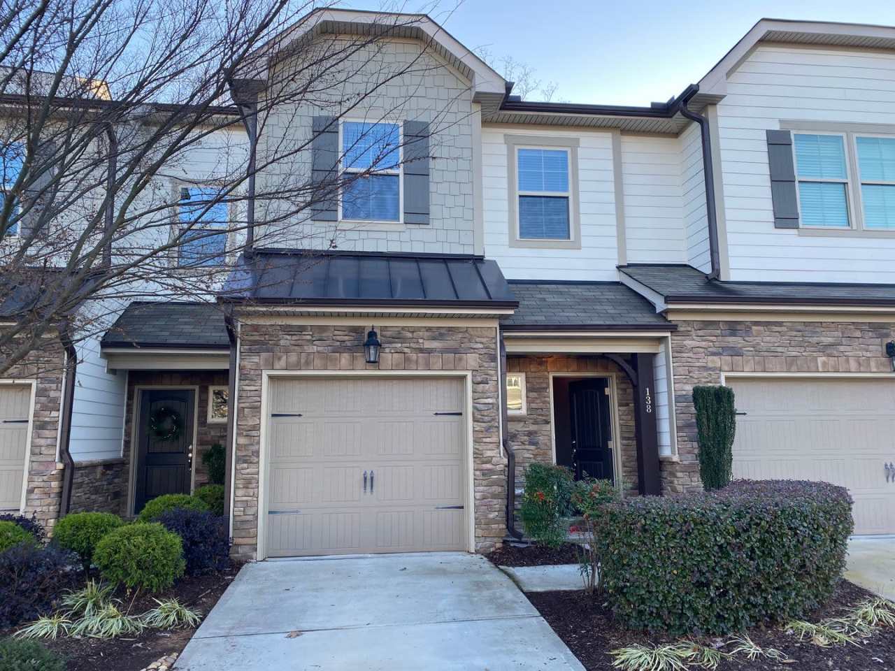 Immaculate Hillsborough Townhome **APPLICATION PENDING**