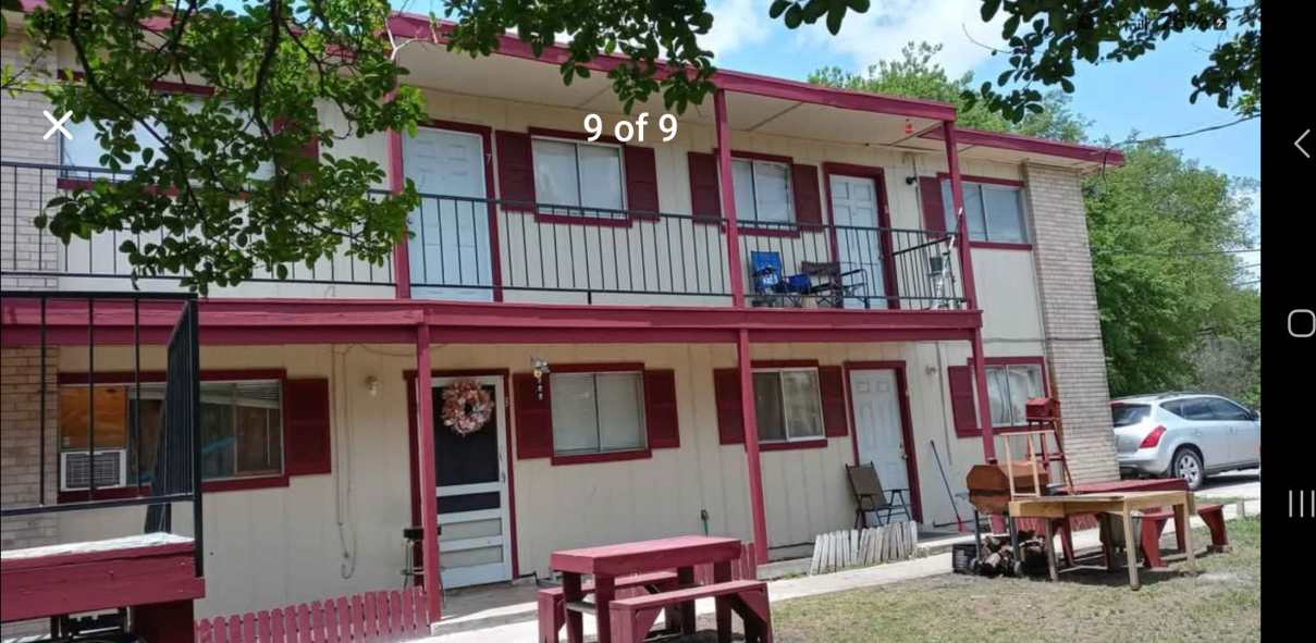 1455 Hillcrest Drive