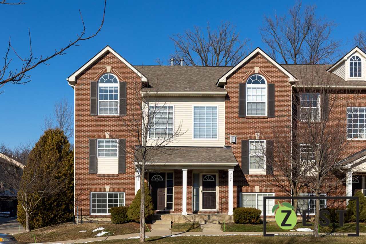 3152 TORRENT LANE ANN ARBOR AREA 3-BED, 2.5-BATH TRI-LEVEL TOWNHOUSE