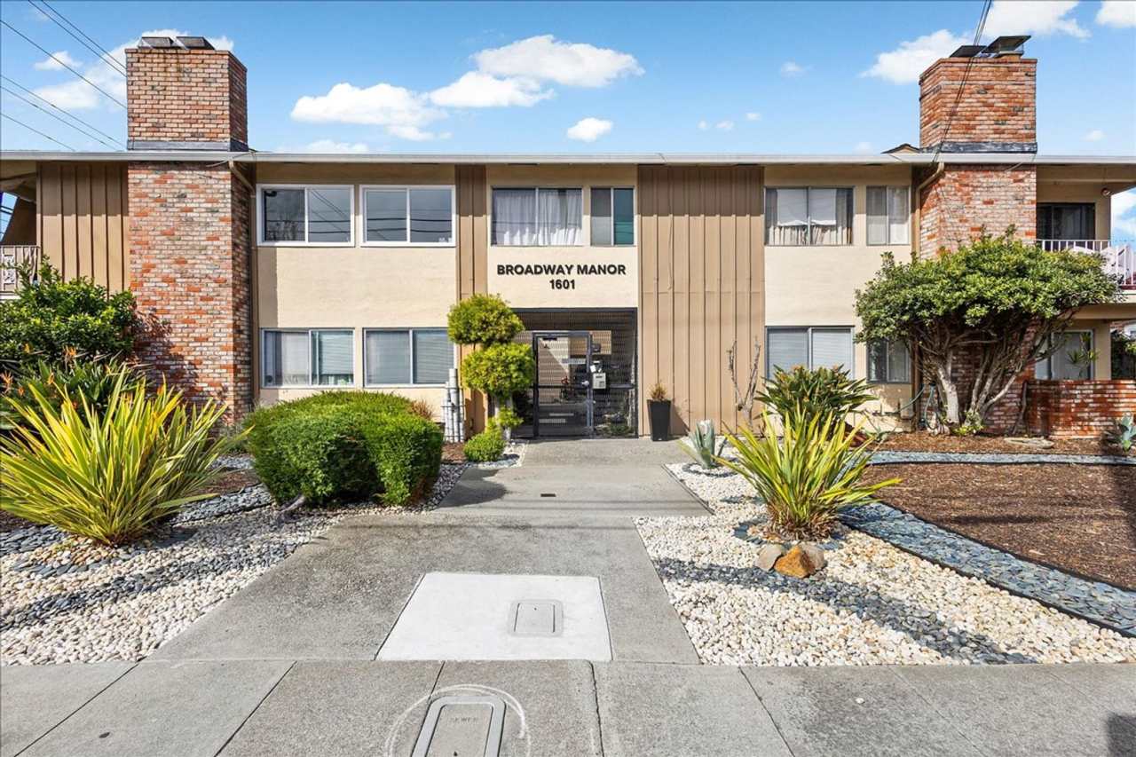 1601 Broadway #5 - 2 bedroom | 2 bath | Condo