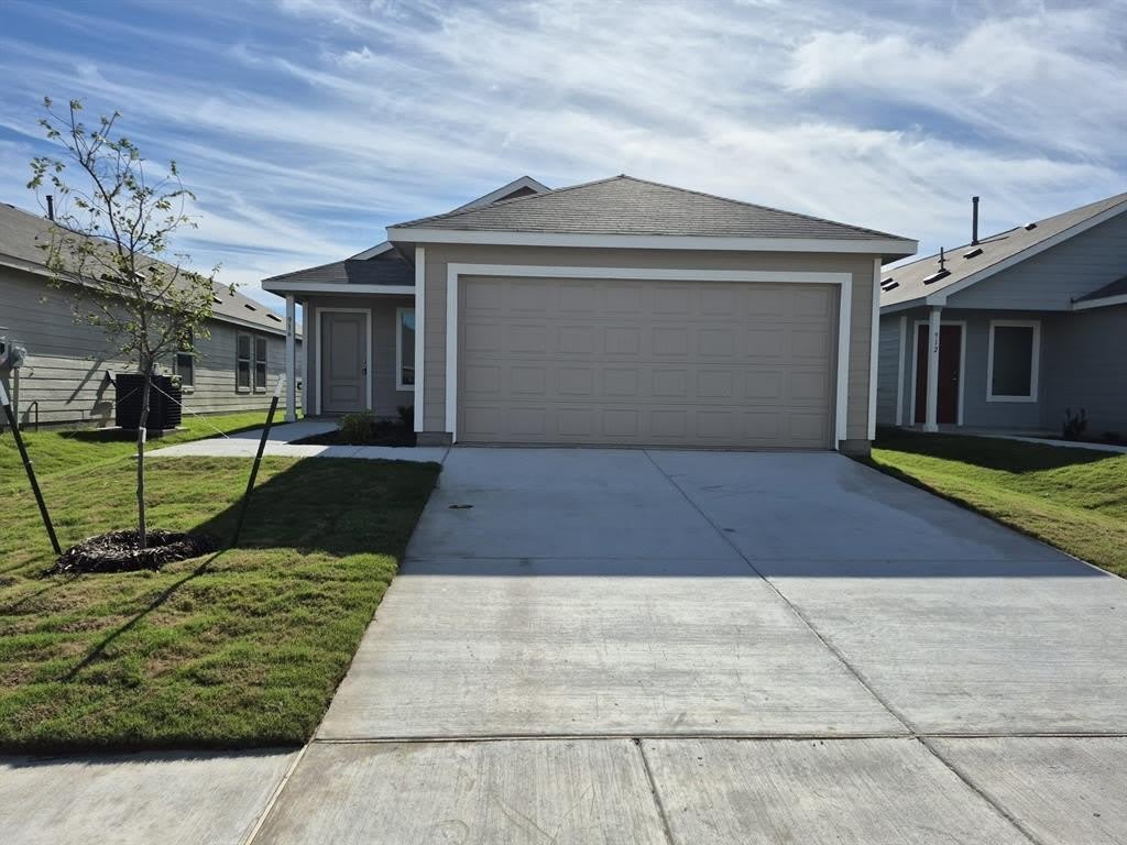 916 Calley Pear Trail