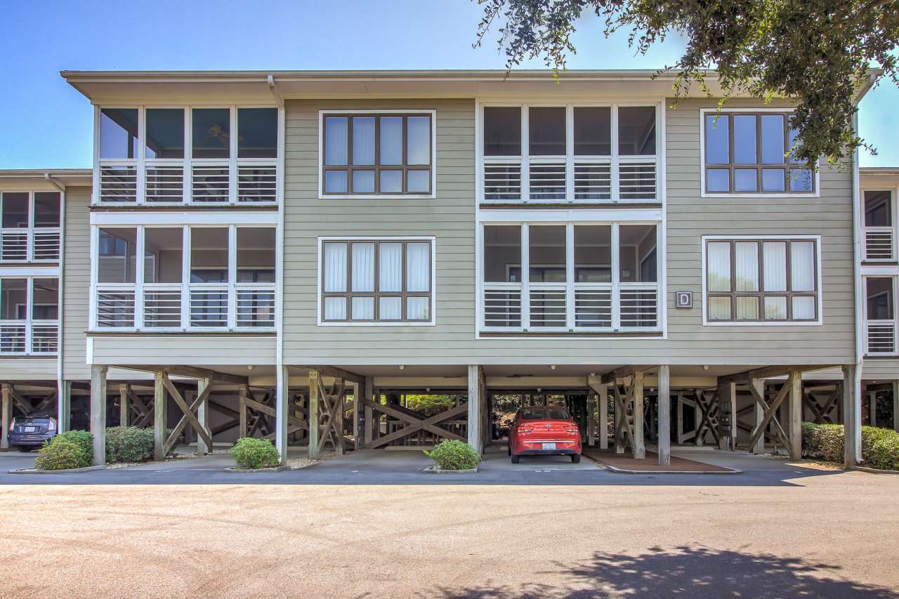 590 Marina Drive - 1Unit D22